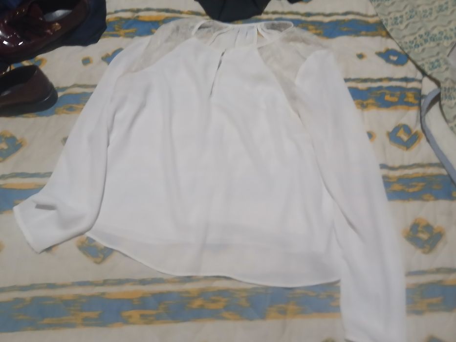 Camisa bonita da BERSHA