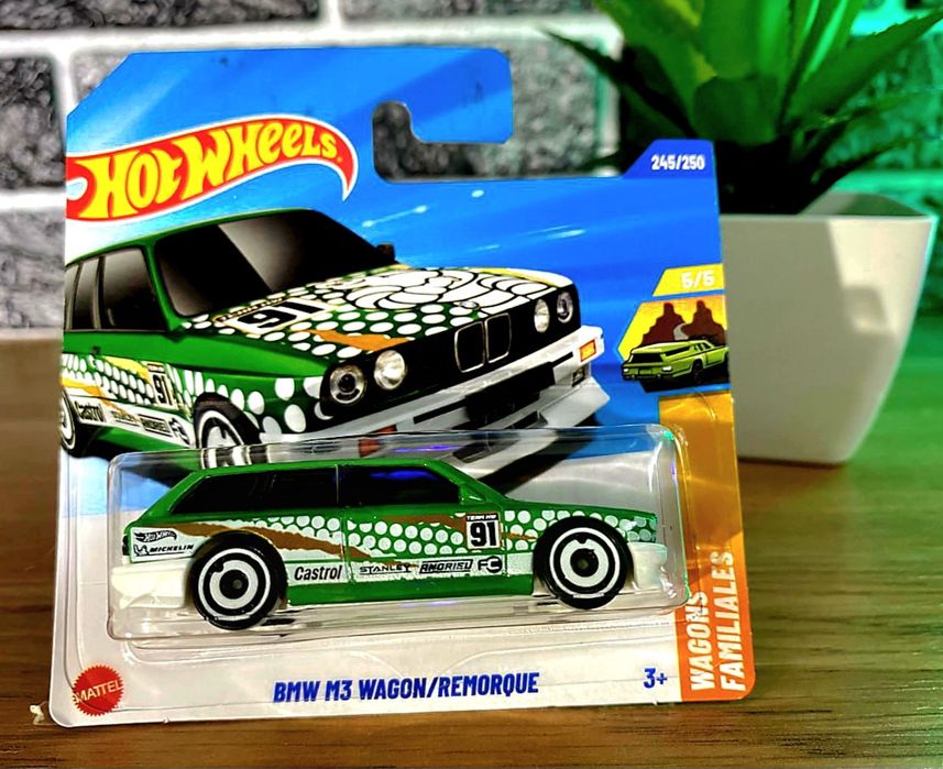 Hot Wheels BMW M3 Wagon машинка колекційна