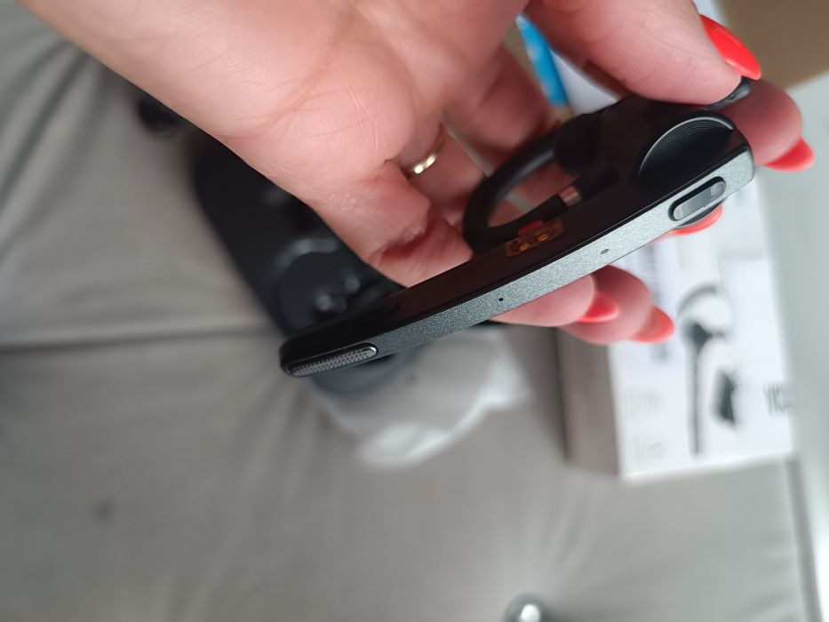 Bezprzewodowa słuchawka Bluetooth