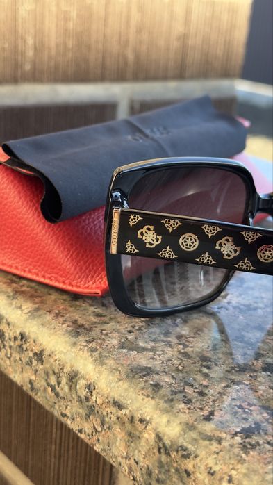 Сонцезахисні окуляри GUESS оригінал