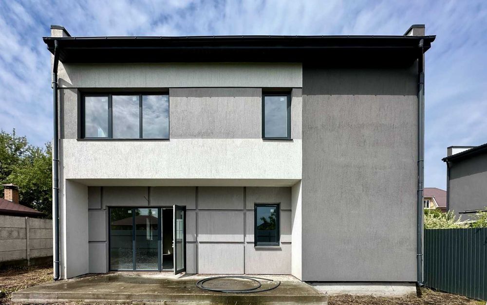 Продаж нового будинку 144 кв.м. в с. Гатне, 3,5 км від метро Теремки