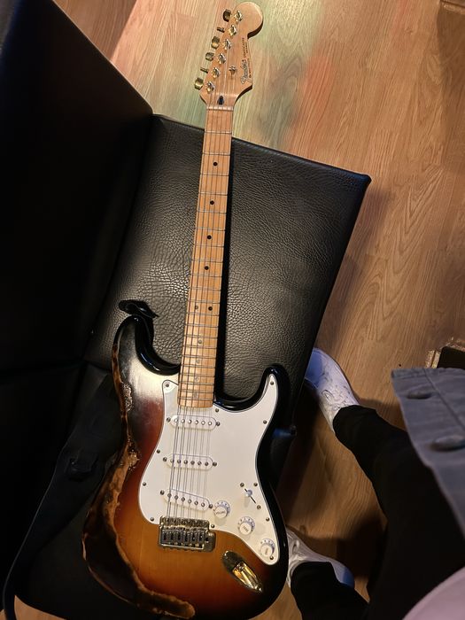 Fender stratocaster strat custom gold hardware