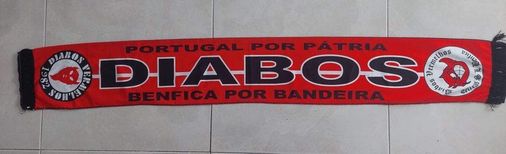 Cachecol Diabos V