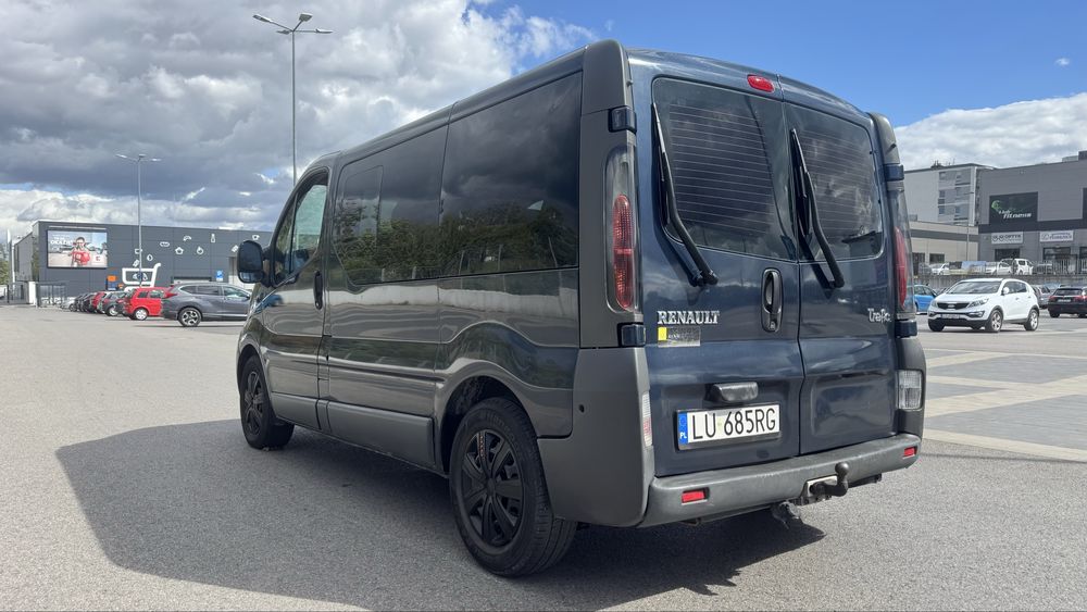 Renault Trafic 2003 rok 2,5 dci