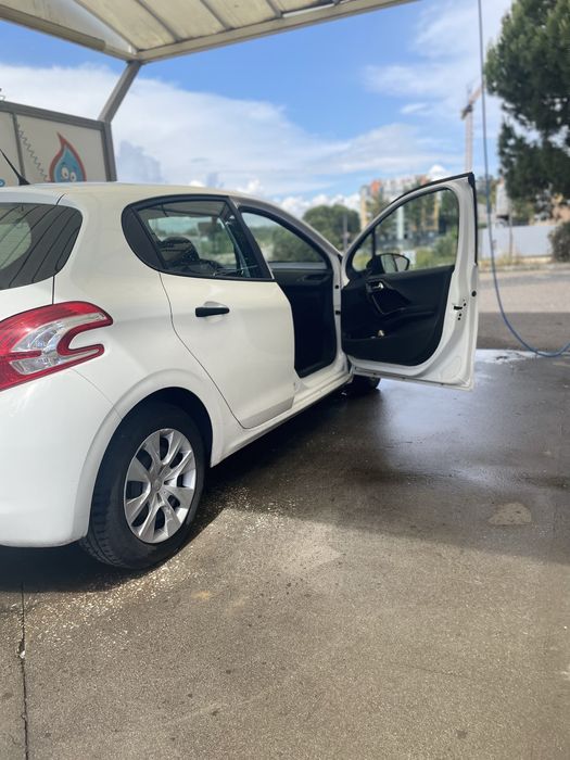 Vendo meu peugeot 208 diesel