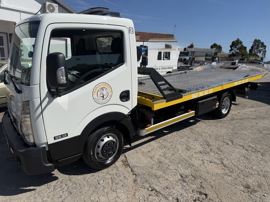 Pronto socorro Nissan Cabstar NT400 2018