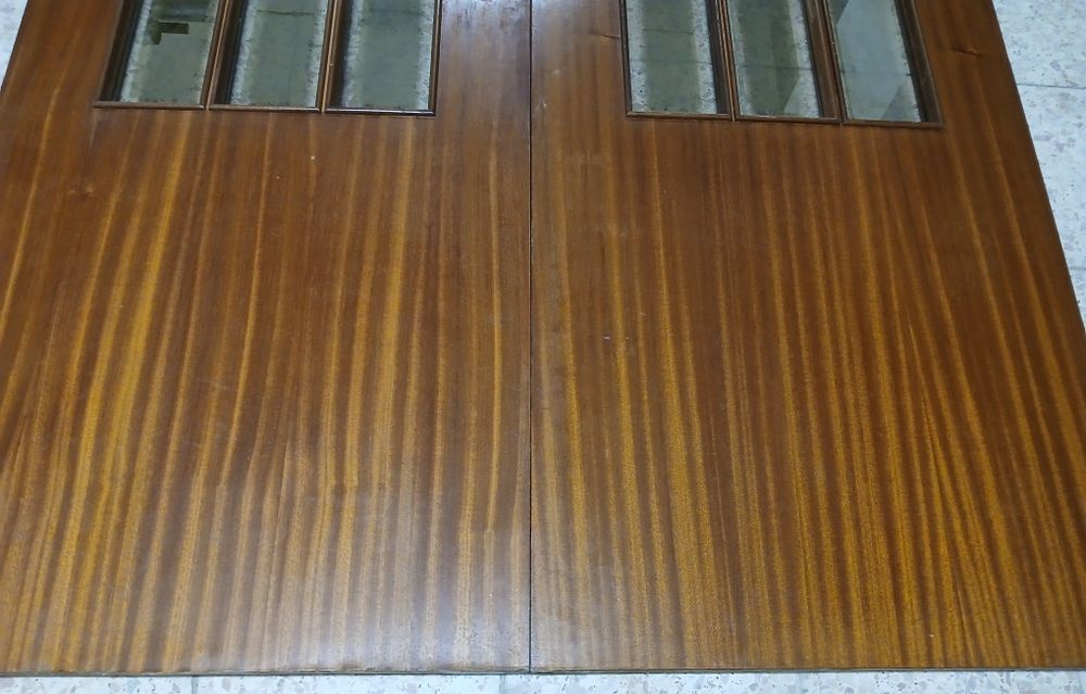 Porta duplo interior.