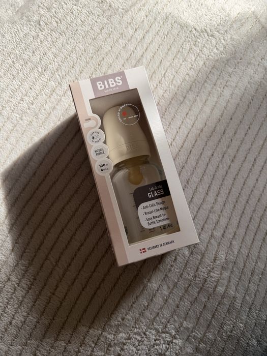 Нова скляна пляшечкадля годування BIBS glass bottle round latex 120 мл