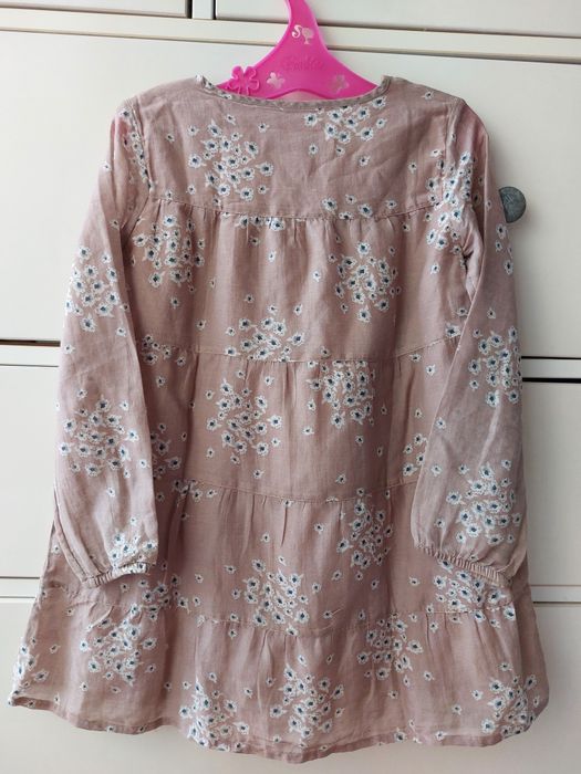 Vestido menina. Marca Massimo Dutti.