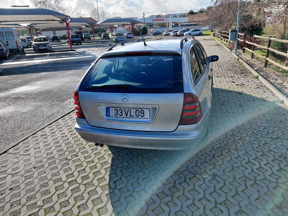 Vendo Carrina Mercedes C200 CDI em Optimo Estado