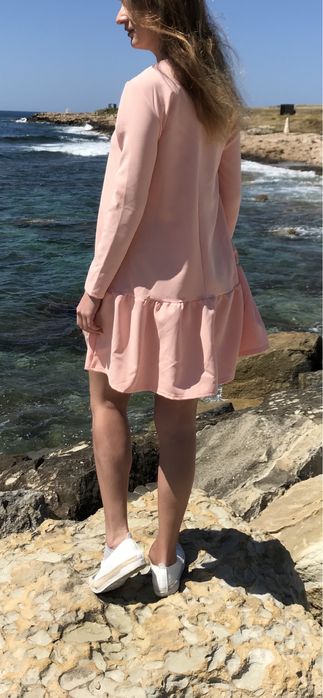 Сукня рожева.