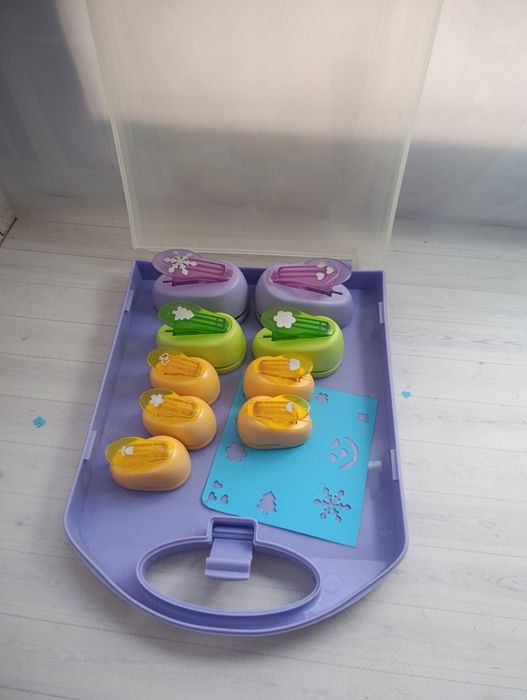 Набор фигурных дыроколов в т.ч. зимней тематики