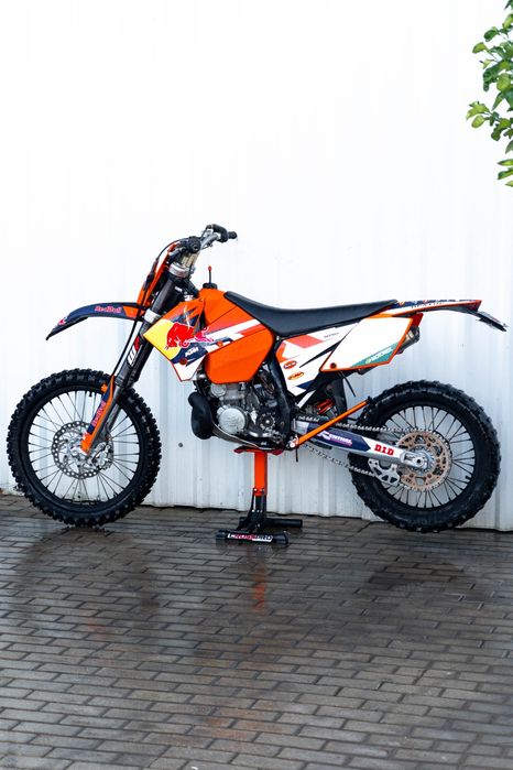RESERVADA - MATRICULADA KTM EXC 250 DOMA ATÉ 58€/MÊS