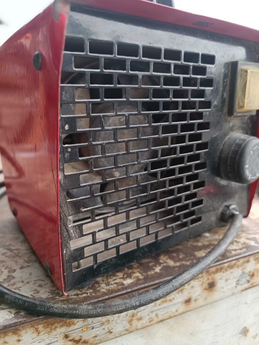 Обогреватель, дуйчик ПТС-2000 тепловентилятор