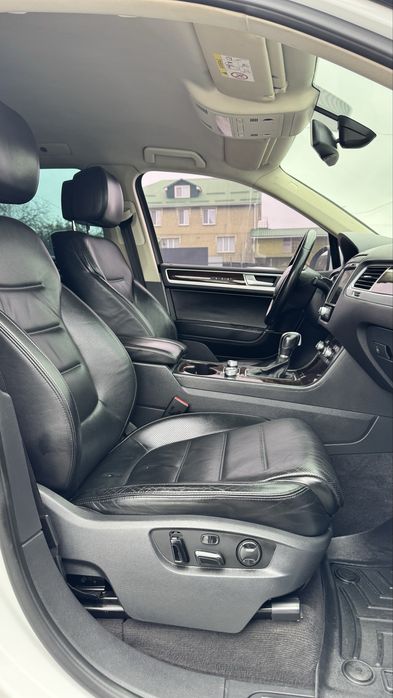 ОФІЦІЙНИЙ VW Touareg FL Фольксваген Туарег 2015р 3,0 дизель CRCA 8АКПП