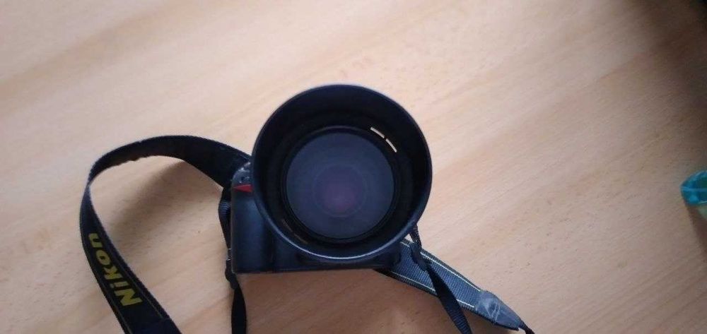 Продам комплект фотоапарат Nikon D80 та об'єктив Tamron AF 70-300mm