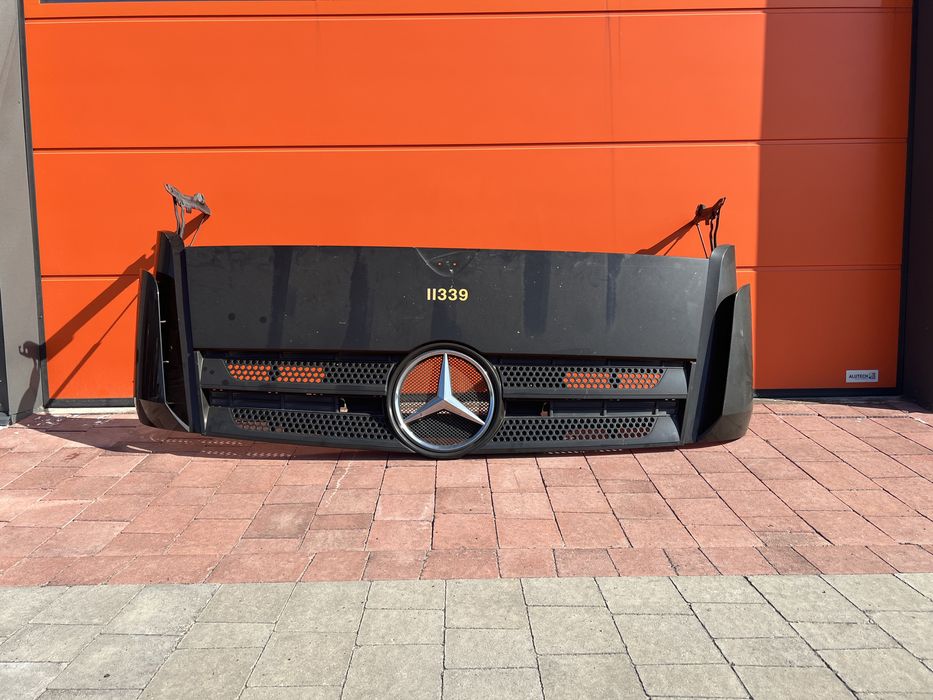 Капот mercedes Actros
