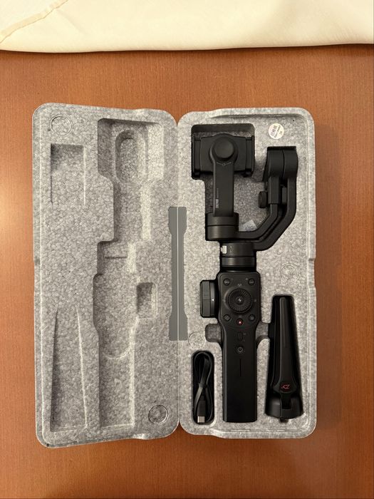 Gimbal Zhiyun Smooth 4