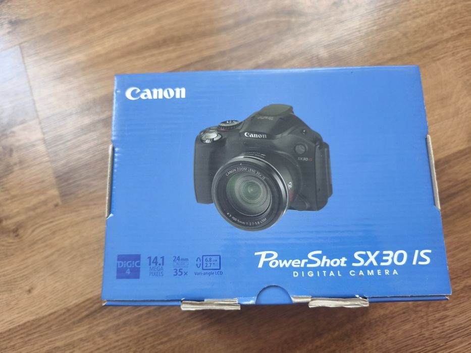 Фотоапарат Canon PowerShot SX30 IS