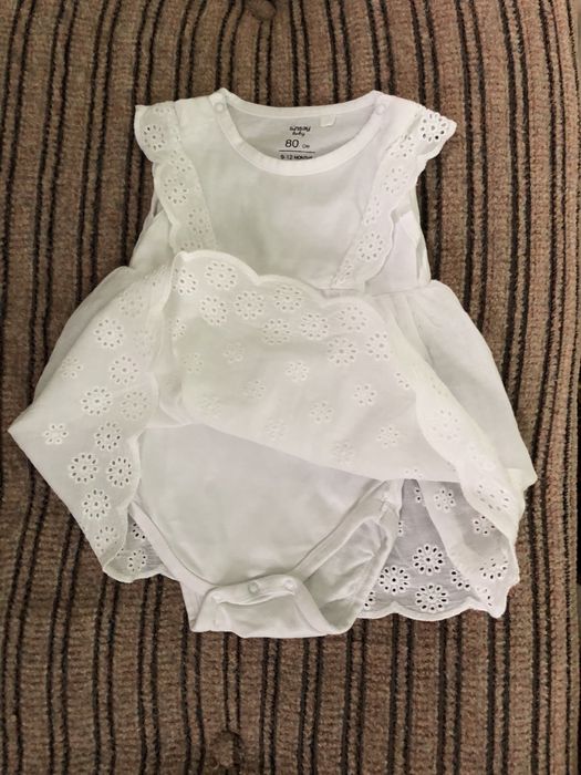 Біла сукня-боді 80 розміру