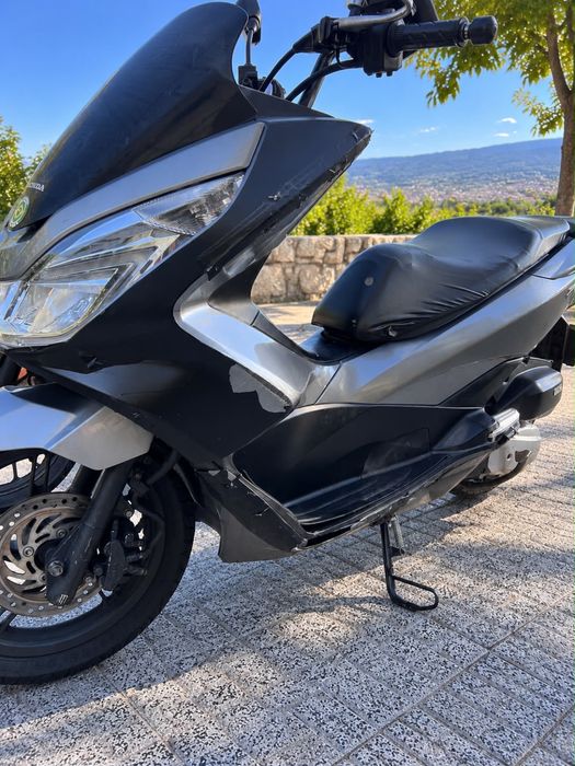 Pcx 2014 perfeita para fazer entregas 1100 euros