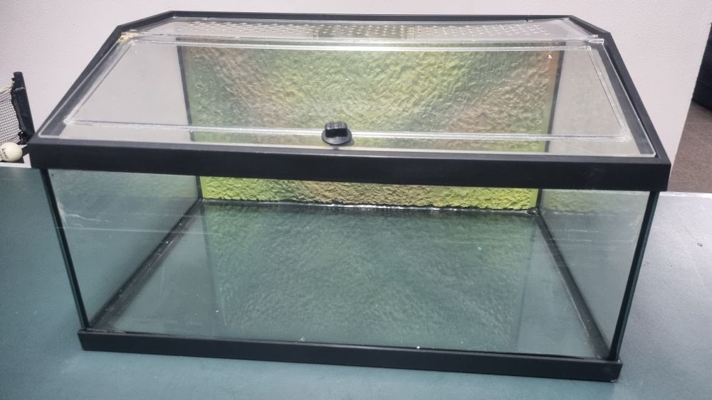 Reptário usado bom estado