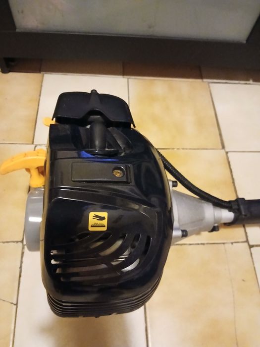 Roçadora titan praticamente nova