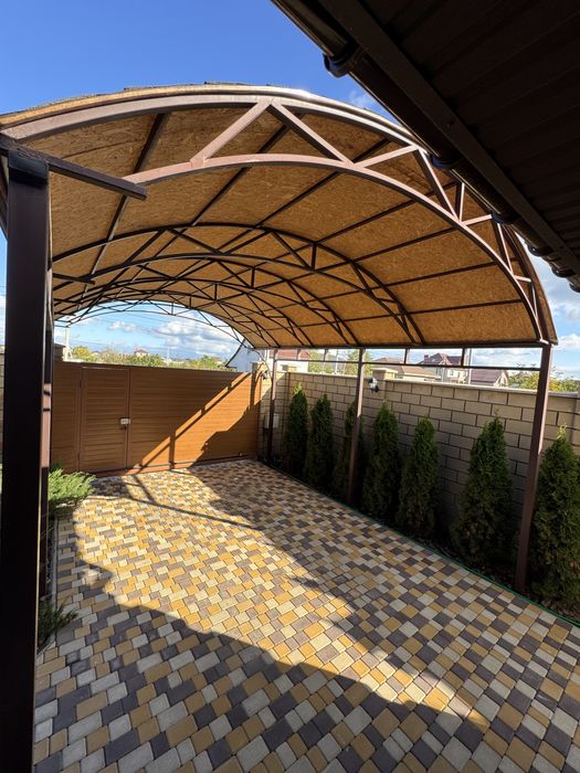 Срочно! Продам одноэтажный дом с бассейном, современный новый ремонт