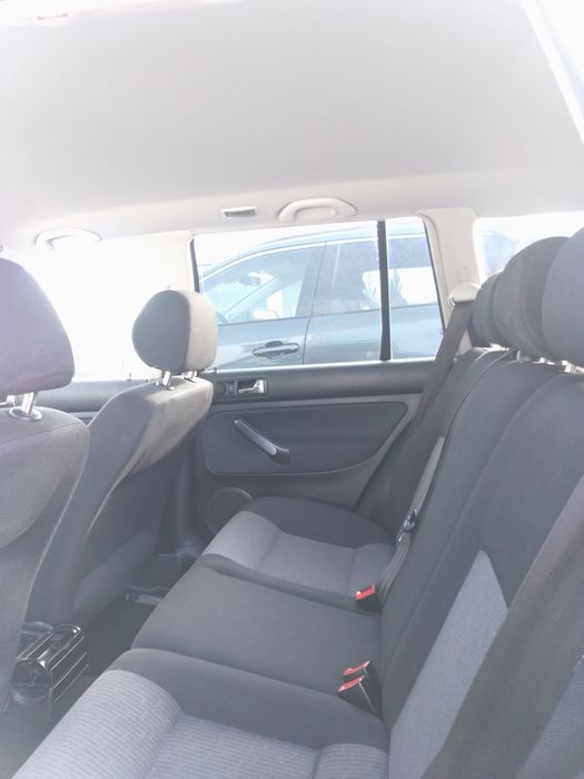 Aвто Volkswagen Golf