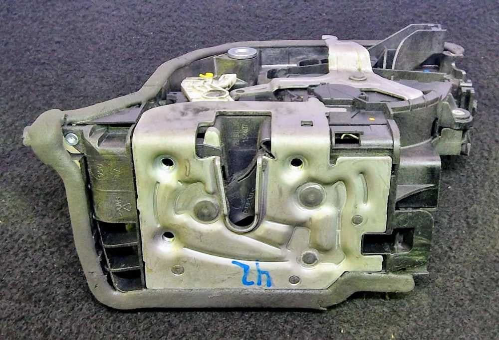 Fechadura / Fecho Porta Frente Esquerdo 728193110 - BMW X1