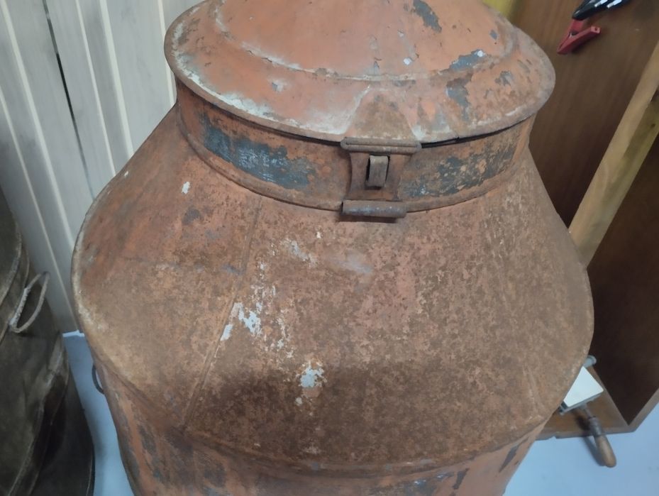 Vazilha antiga de azeite