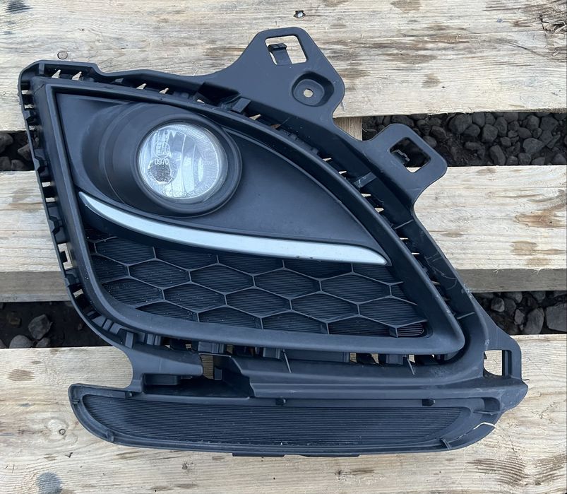 Halogen prawy kratka Mazda 6 GH lift  po liftingu 2010- 2013