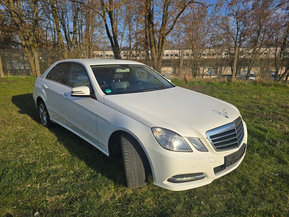 Mercedes-Benz Klasa E Mercedes-Benz Klasa E 200 BlueTEC 7G-TRONIC Avantgarde