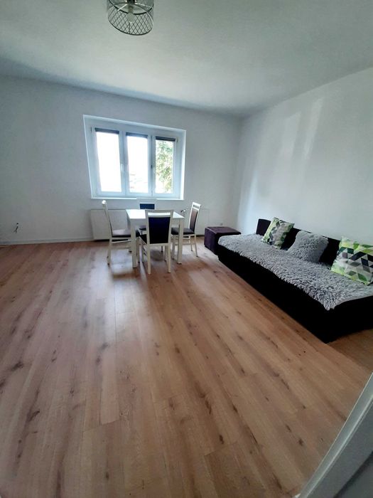 Wynajme mieszkanie 2pokoje 47m² 2800 bez czynszu wyremontowane