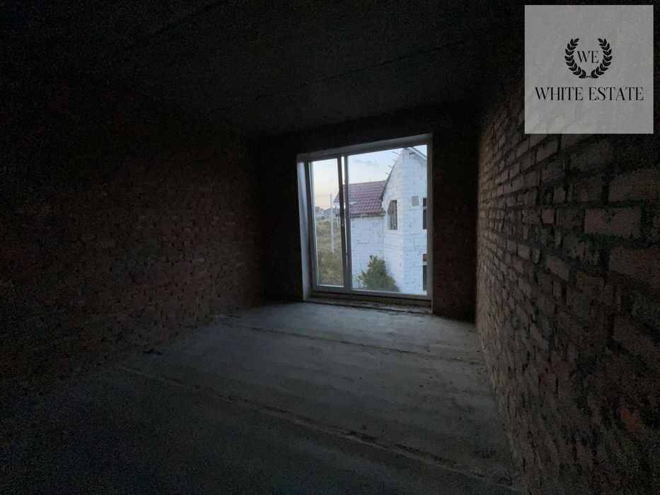 Продаж дуплексу в елітному с.Байків