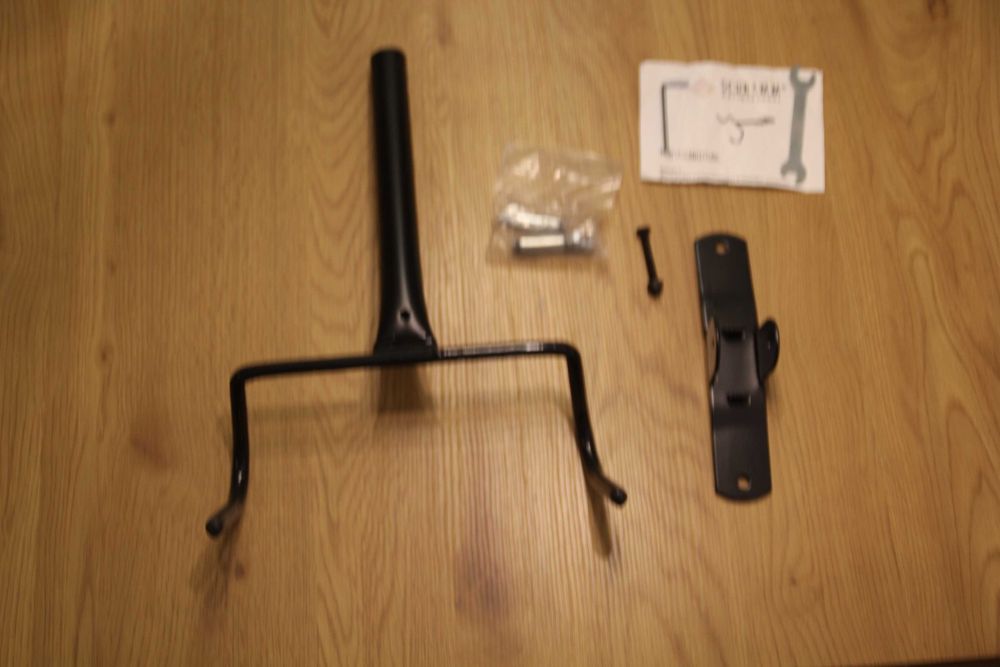 WIESZAK NA ROWER SCHRAMM uchwyt roweroy ścienny haki za ramę na ścianę