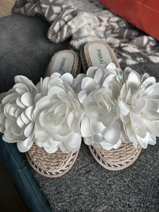 Buty trzy pary rozmiar 39