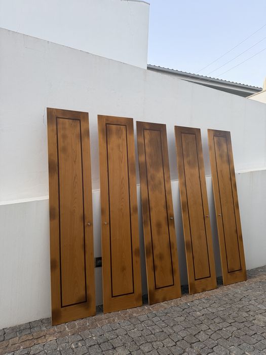 5 portas de guarda fatos