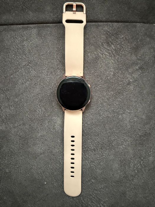 Продам часи Samsung Galaxy Watch