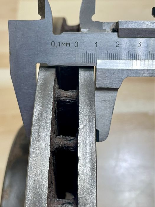 Передні гальмівні диски BMW X5 e70