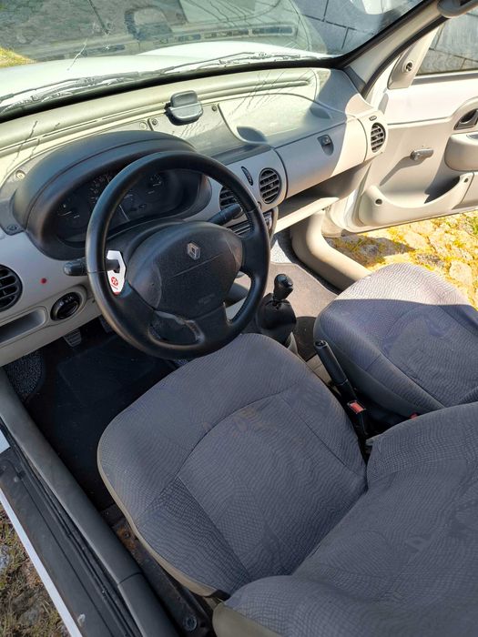 Renault Kangoo 1.9 D – 2003 – 248.000 km