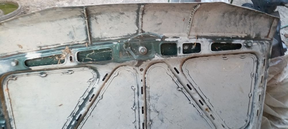 Продаю капот ВАЗ 2109