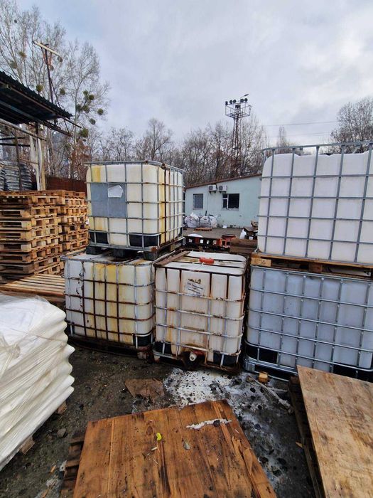 Продам кубові ємності б/у дешево