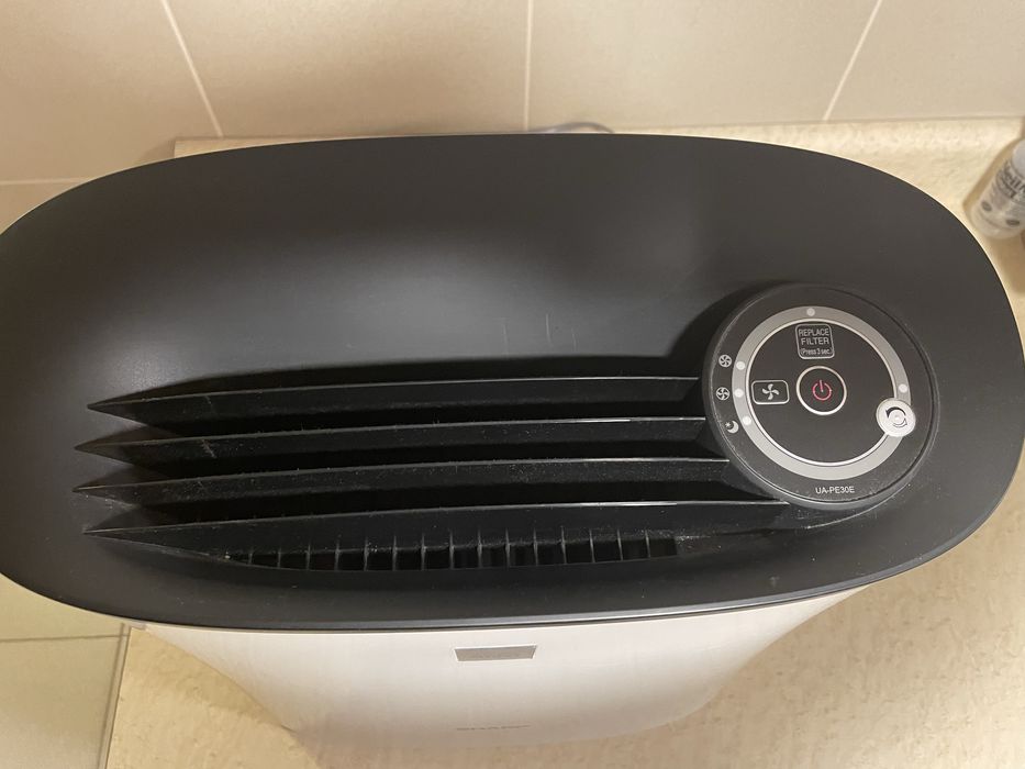 Oczyszczacz powietrza SHARP UA- PE 3OE-WB