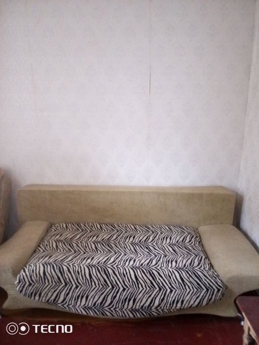 Сдам комнату в опщежитии.