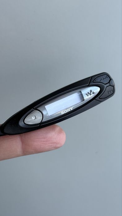 Пуль керування cd плеєром sony walkman RM-CD15L