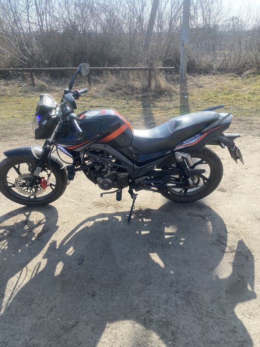 Продам мотоцикол спарк 200 р 34