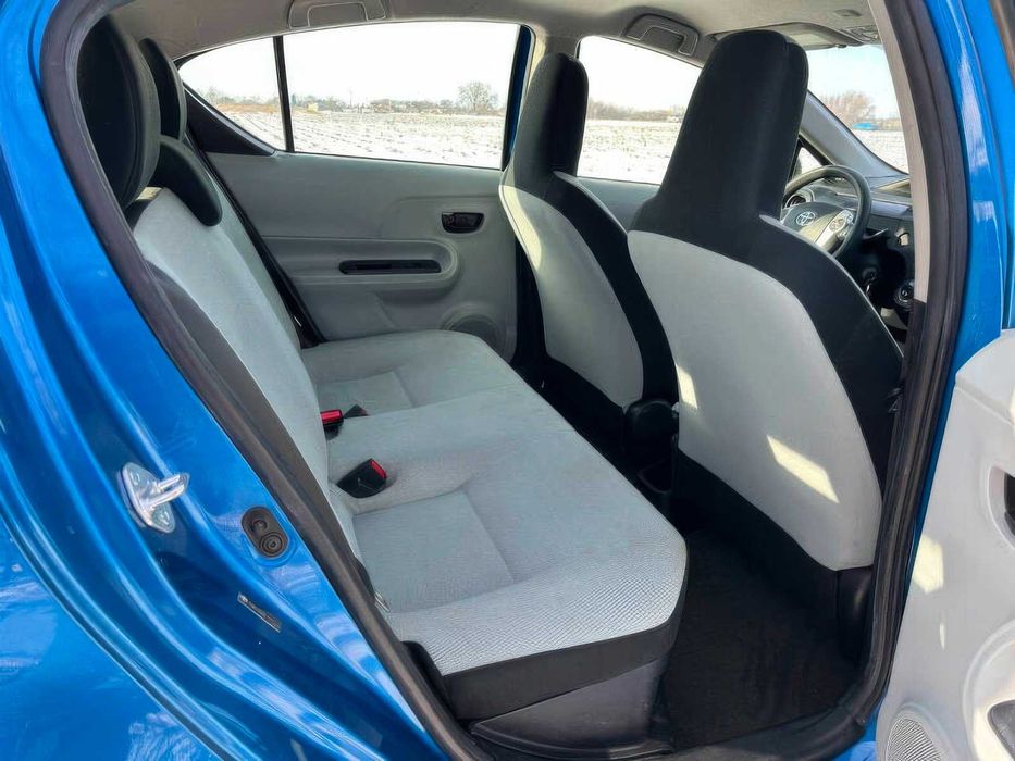 Toyota Prius      2014