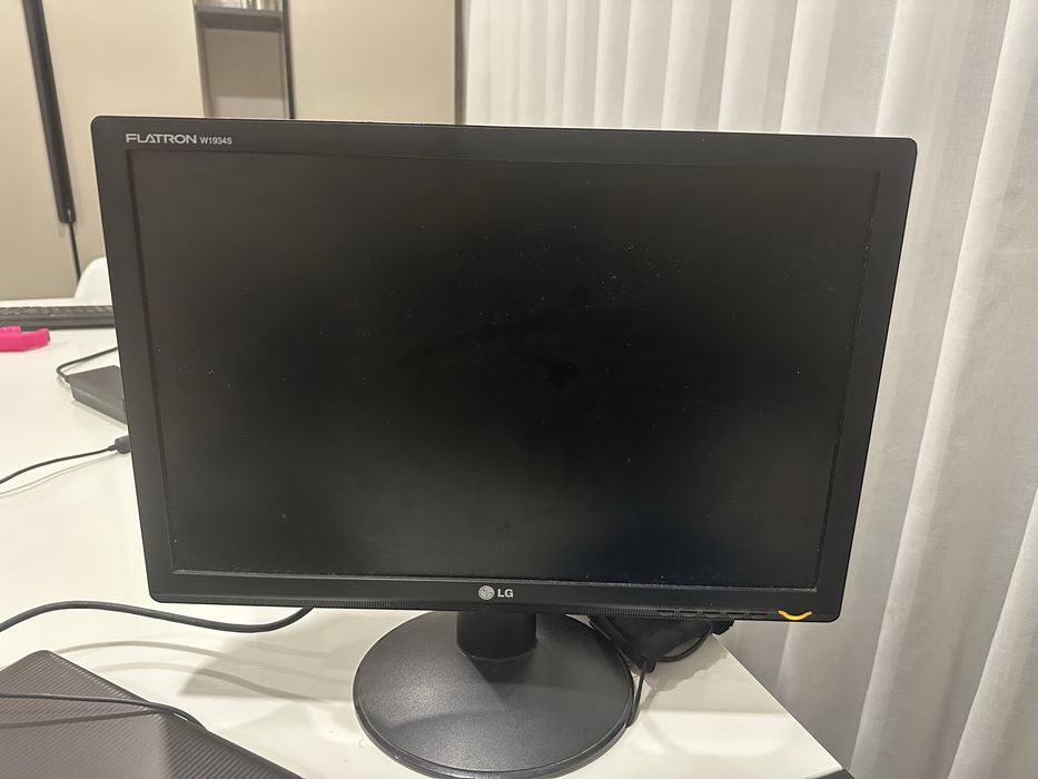 Monitor LG Flatron W1934S