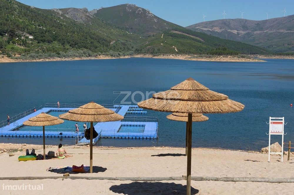 Moradia T6 e sótão, Brejas do Barco - Cambas - Oleiros